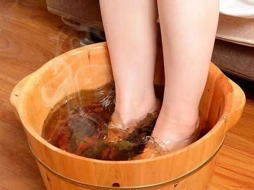 Soaking feet maintain kidney health